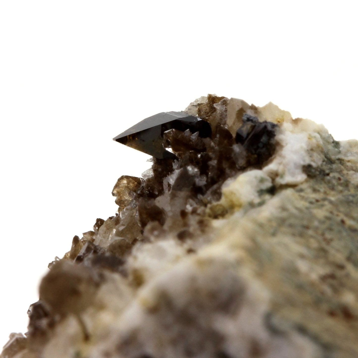 Anatase + Quartz. 254.1 carats. Col de La Madeleine, Savoie, France