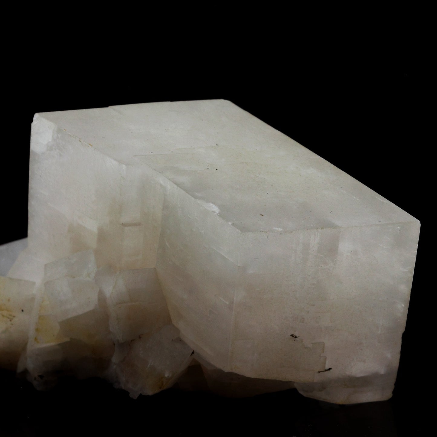 Calcite. 1360.1 carats. Saint-Sorlin-d'Arves, la Maurienne, Savoie, France