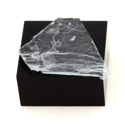 Fluorite. 6.98 carats. Le Beix, Puy-de-Dôme, France