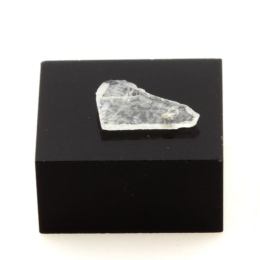 Fluorite. 0.92 carats. Saint-Jean-De-Maurienne, Savoie, France