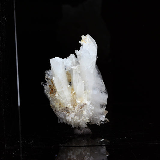 Calcite + Quartz à âme (faden quartz). 65.1 carats. La Mure, Isère, France