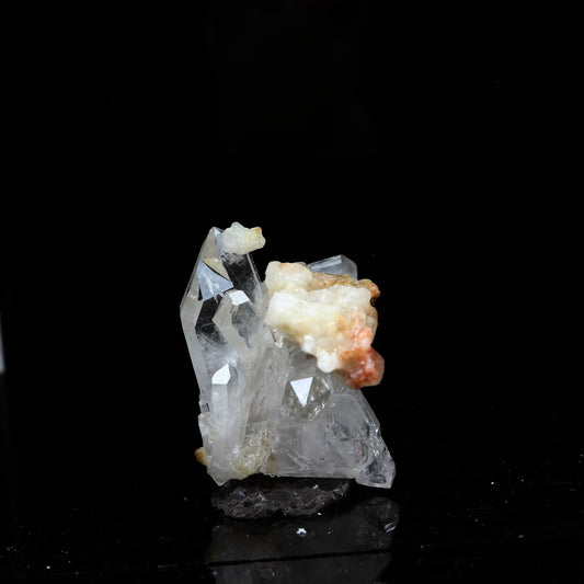 Calcite + Quartz à âme (faden quartz). 46.9 carats. La Mure, Isère, France