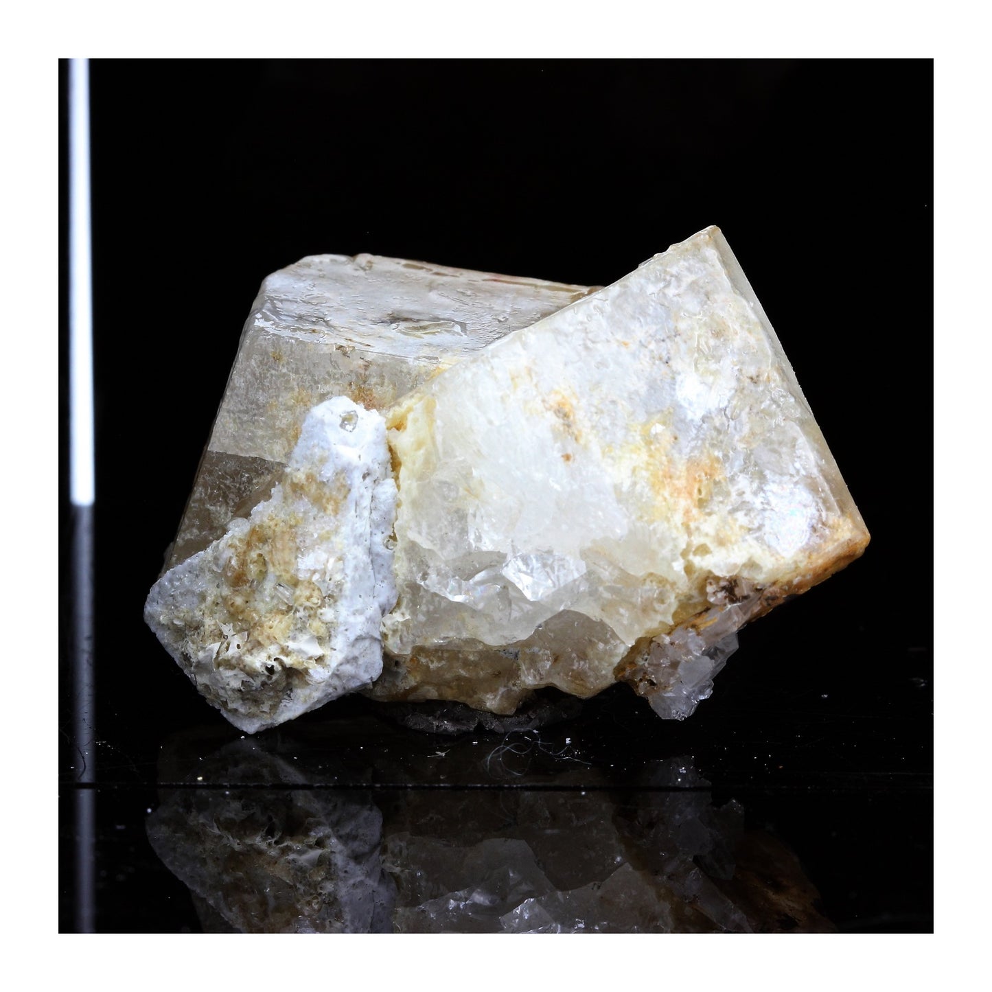 Calcite + Quartz. 268.5 carats. La Mure, Isère, France