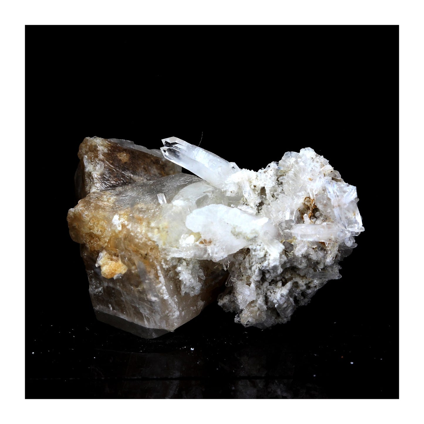 Calcite + Quartz. 109.7 carats. La Mure, Isère, France