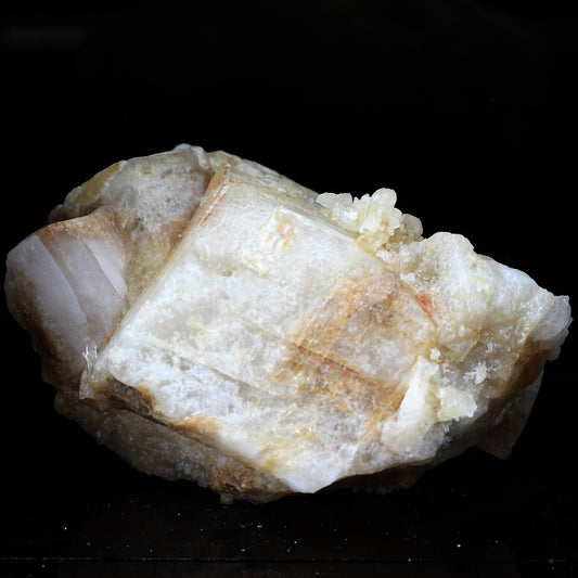 Calcite + Quartz. 446.5 carats. La Mure, Isère, France