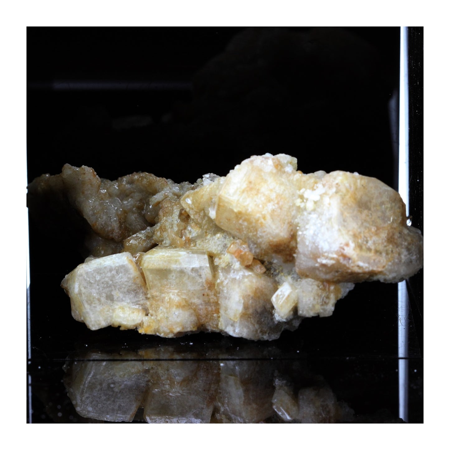 Calcite + Quartz. 696.8 carats. La Mure, Isère, France
