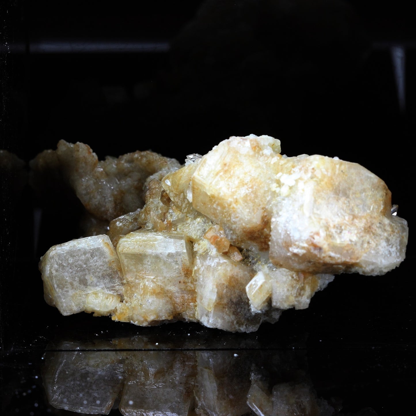 Calcite + Quartz. 696.8 carats. La Mure, Isère, France