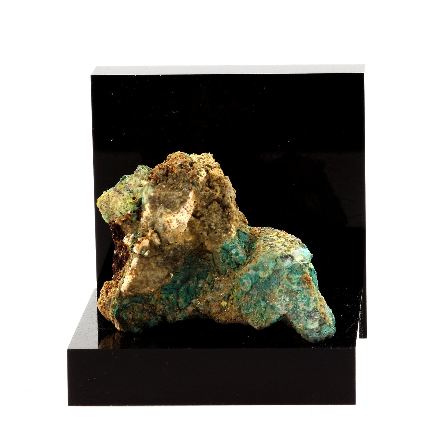 Bournonite. 296.7 carats. La Mure, Isère, France