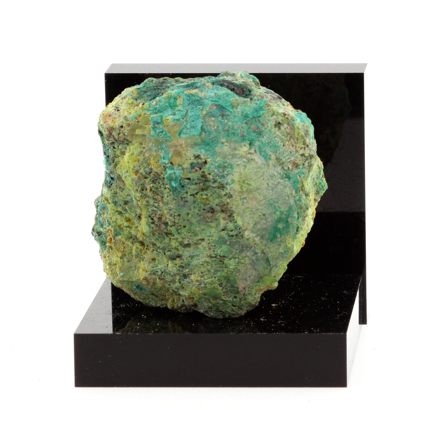 Bournonite. 469.2 carats. La Mure, Isère, France