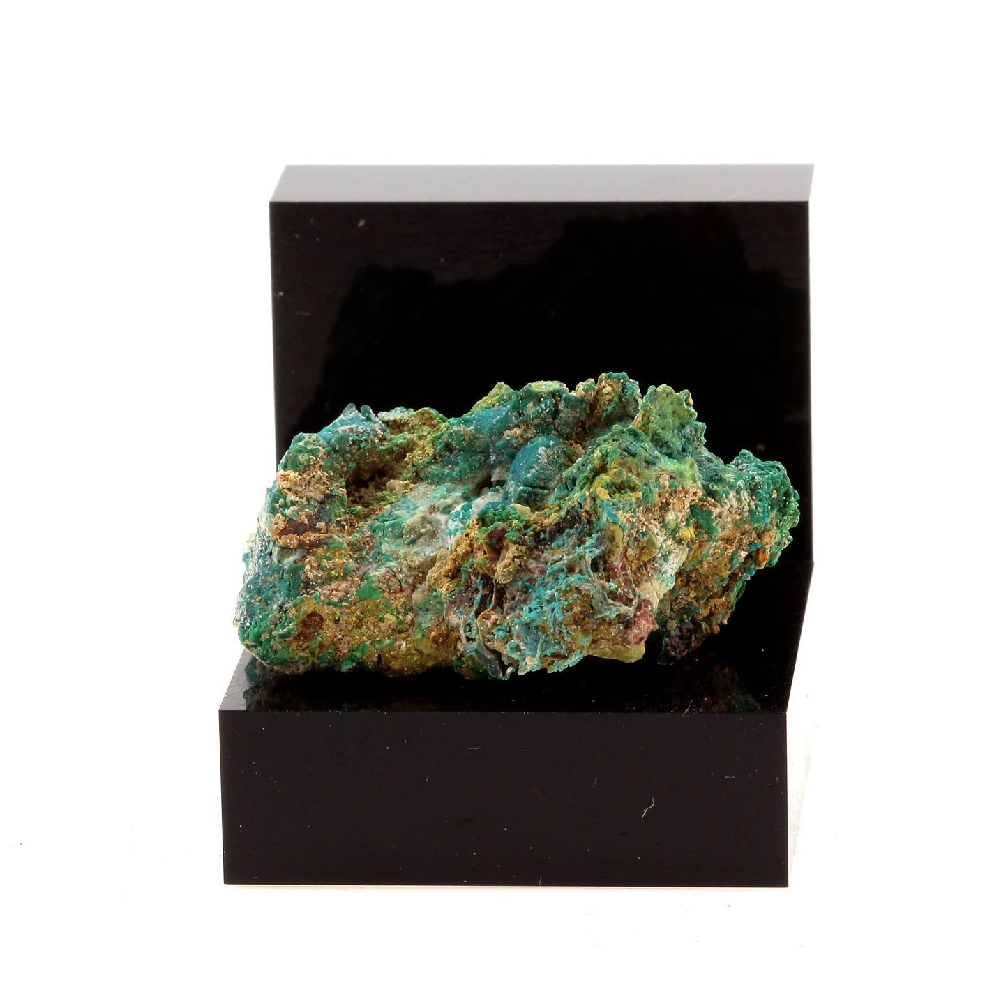 Bournonite. 72.8 carats. La Mure, Isère, France
