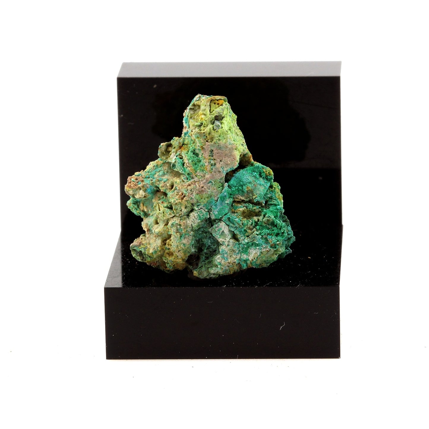 Bournonite. 42.7 carats. La Mure, Isère, France