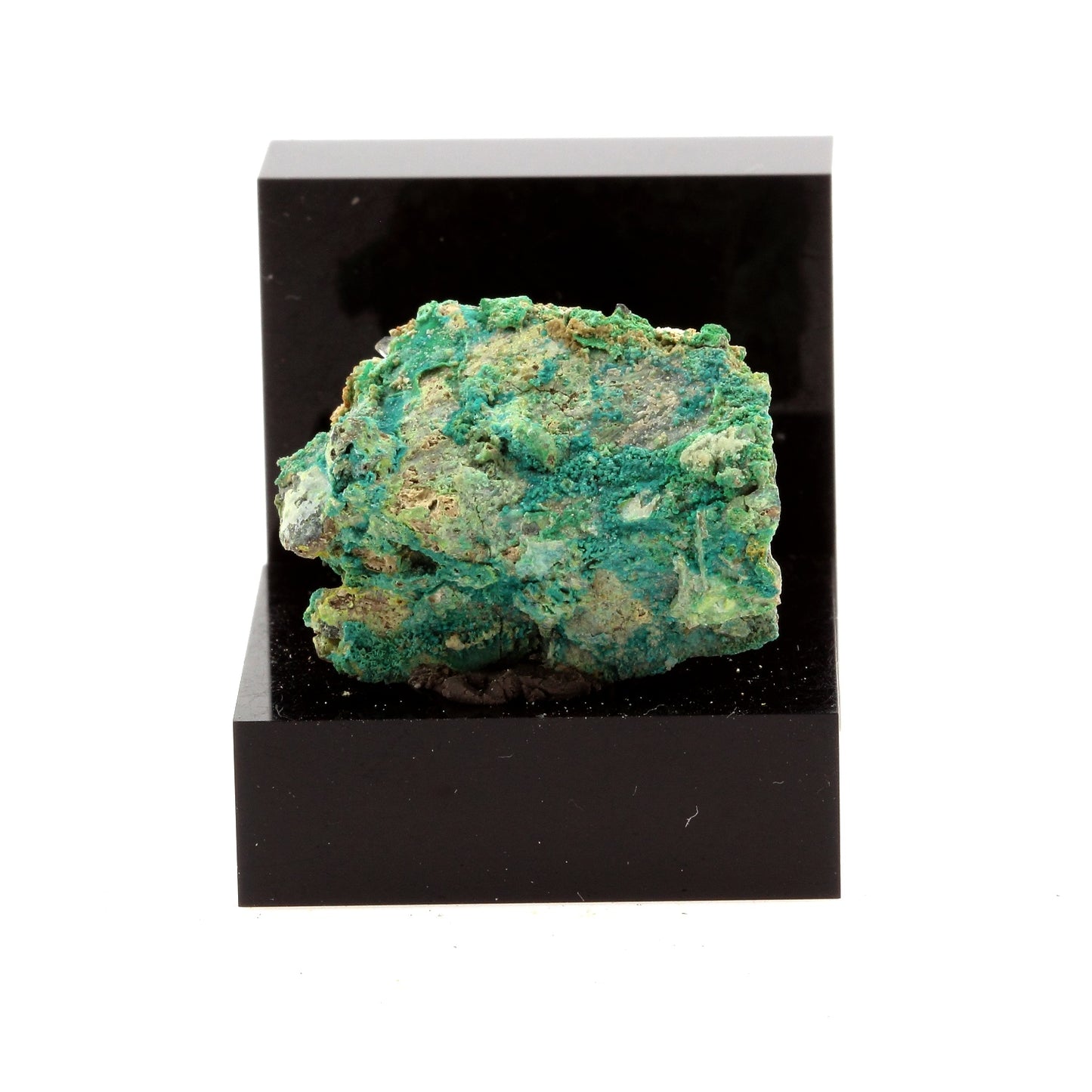 Bournonite. 50.2 carats. La Mure, Isère, France