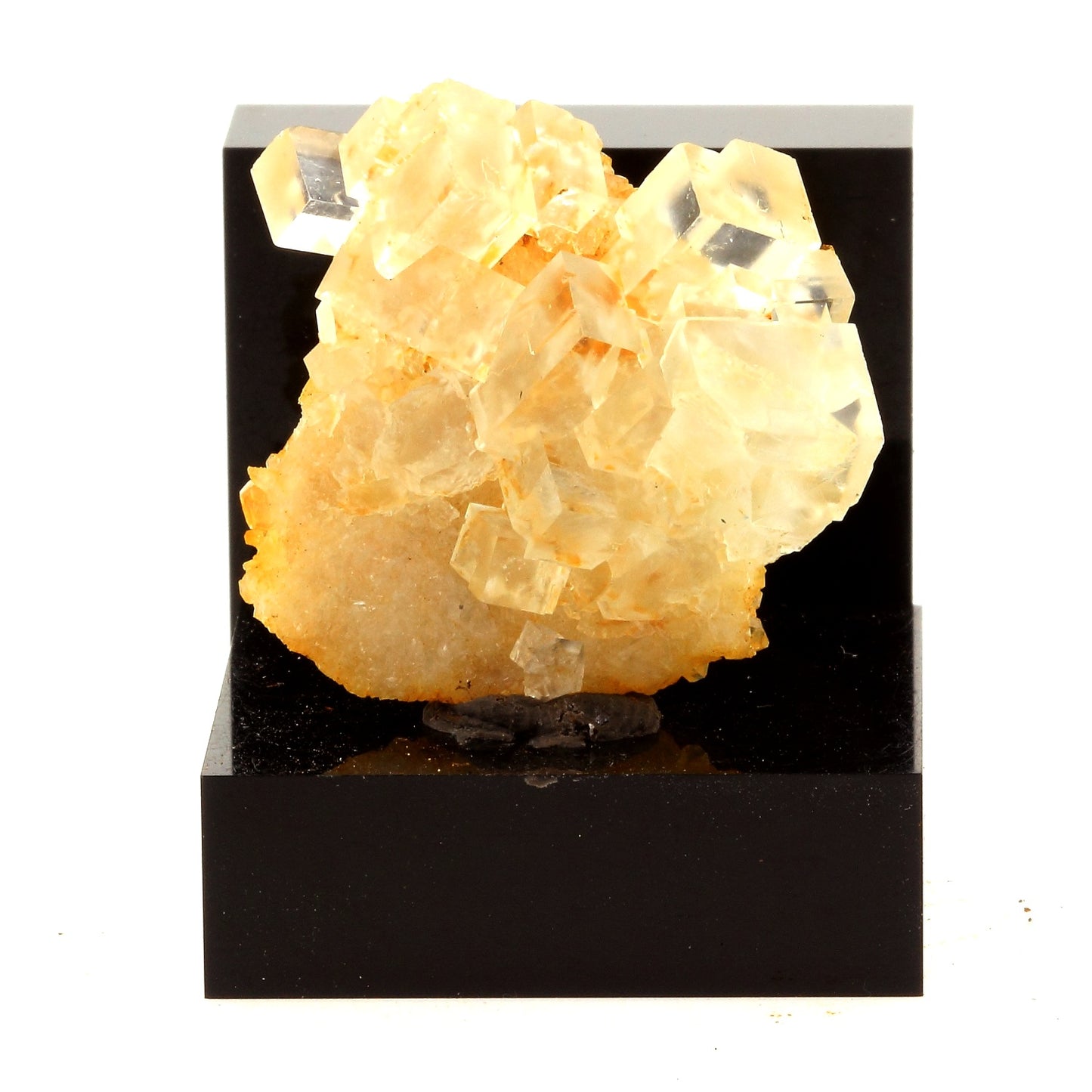 Fluorite + Quartz. 43.1 carats. Langeac, Haute-Loire, France