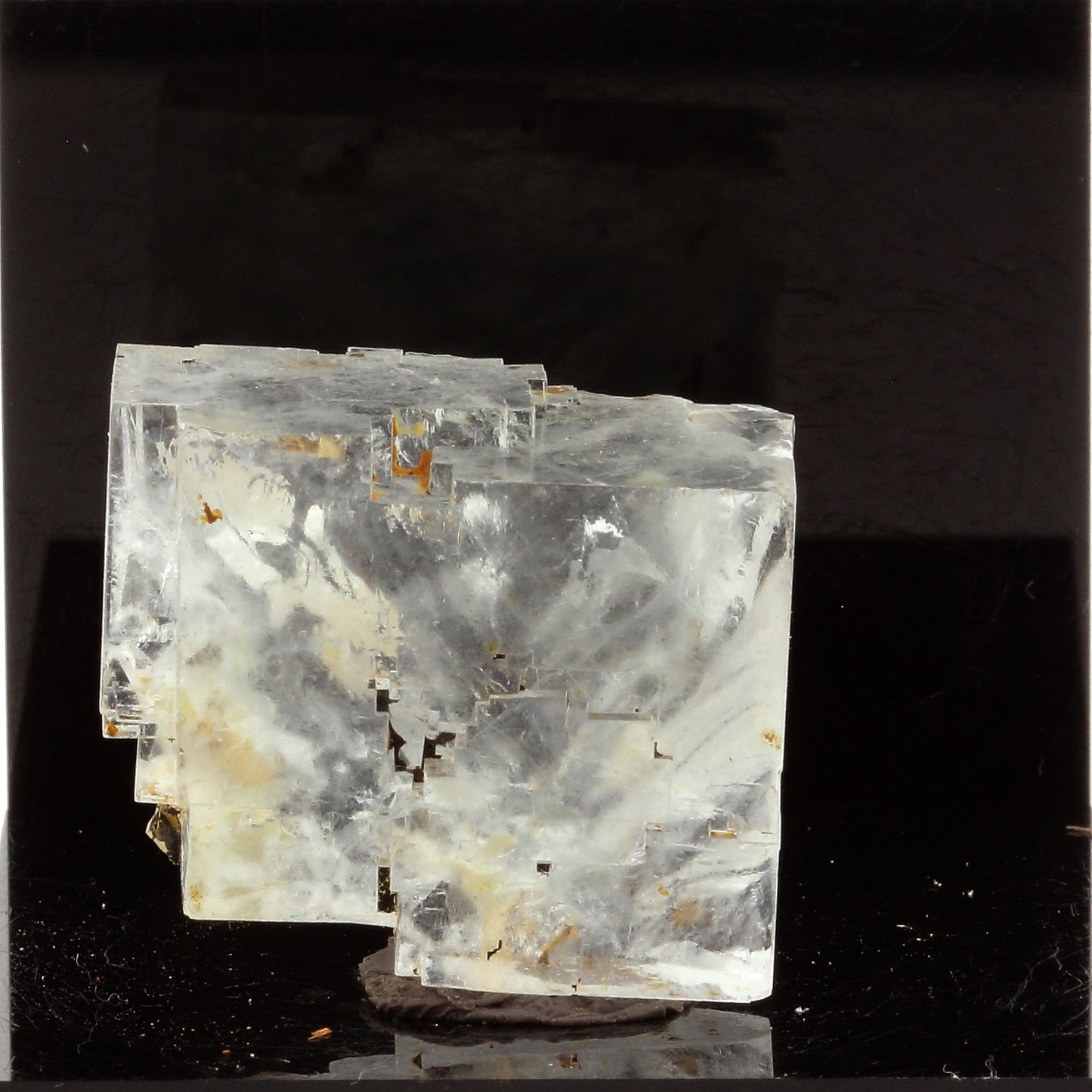 Fluorite. 78.9 carats. Langeac, Haute-Loire, France