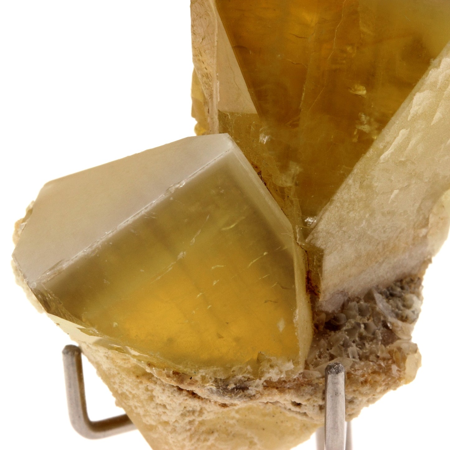 Baryte. 478.5 carats. Rocca Grande, Caccamo, Sicily, Italie
