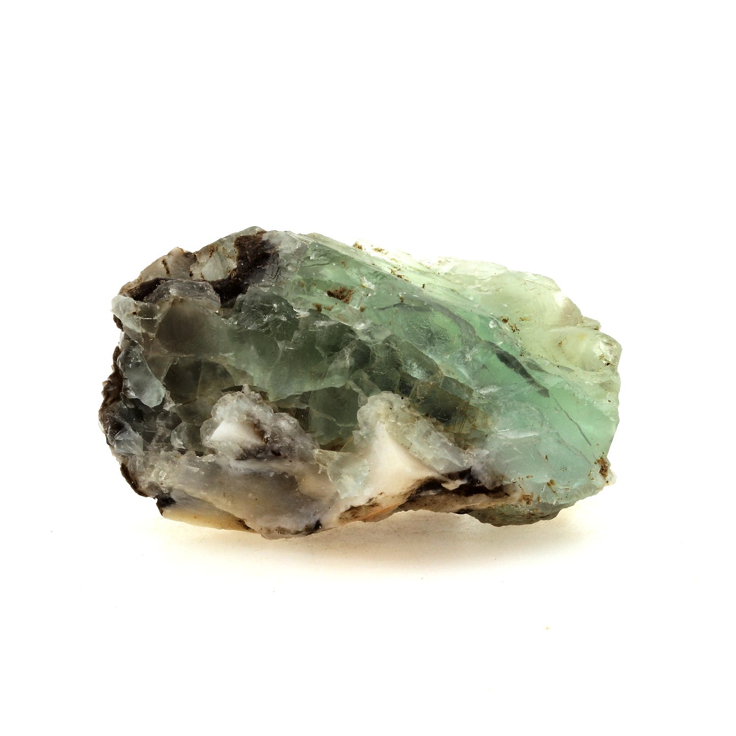 Fluorite verte. 250.2 carats. Massif des Aravis, Haute-Savoie, France