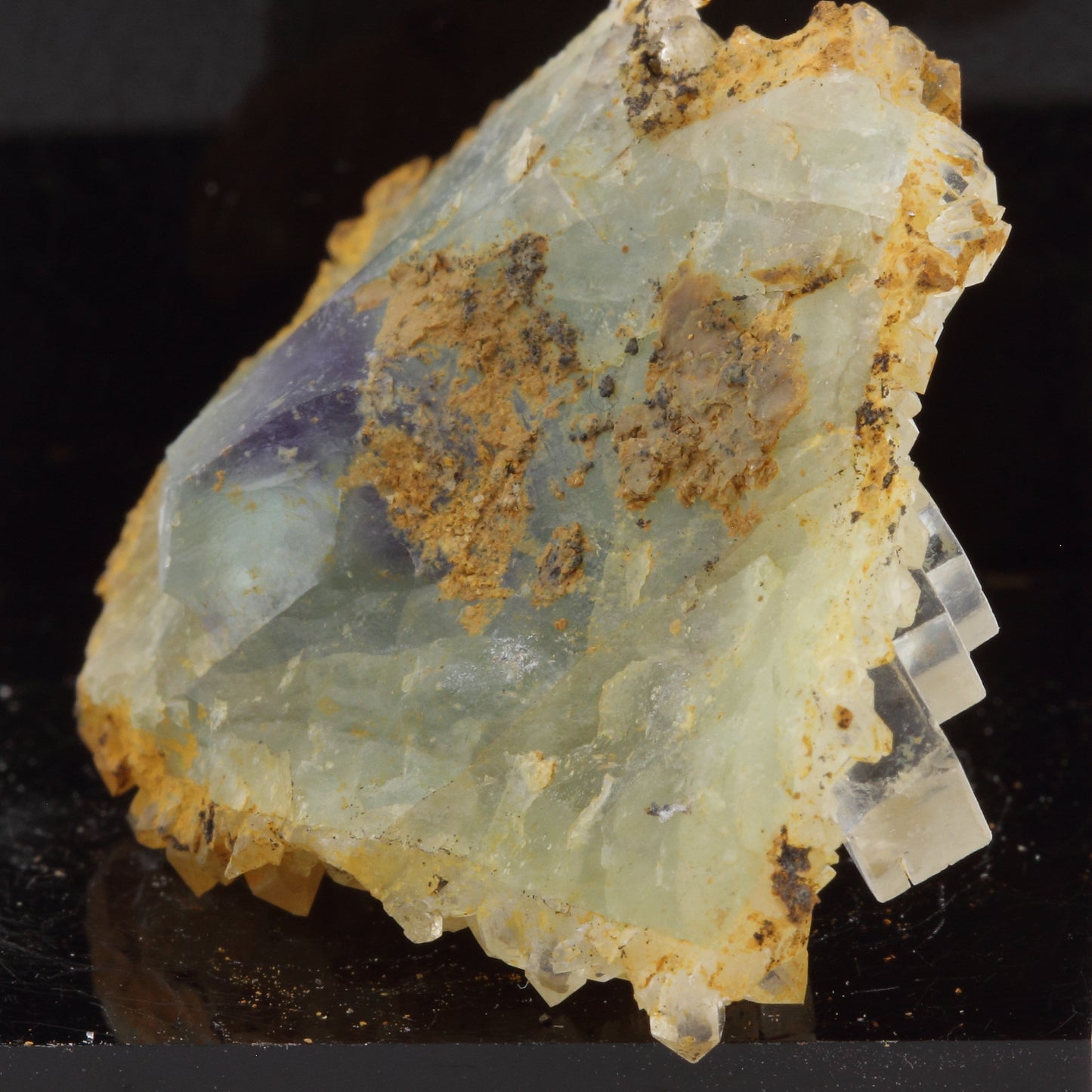 Fluorite + Quartz. 87.8 carats. Langeac, Haute-Loire, France