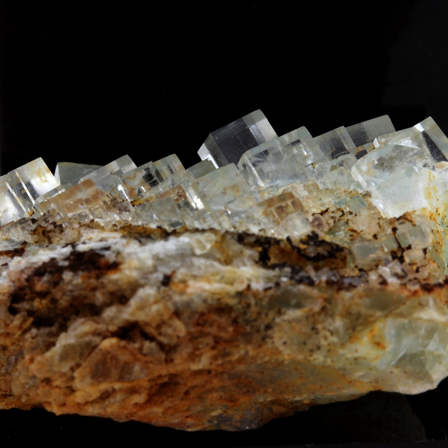 Fluorite. 225.4 carats. Langeac, Haute-Loire, France