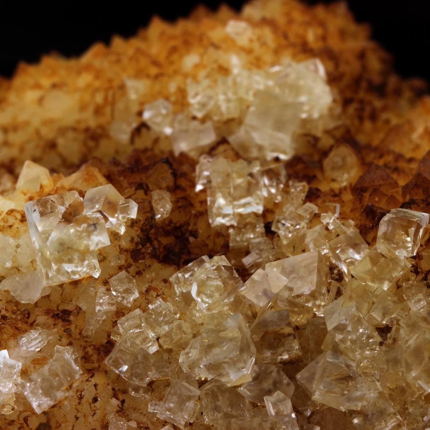 Fluorite + Quartz. 1140.1 carats. Langeac, Haute-Loire, France