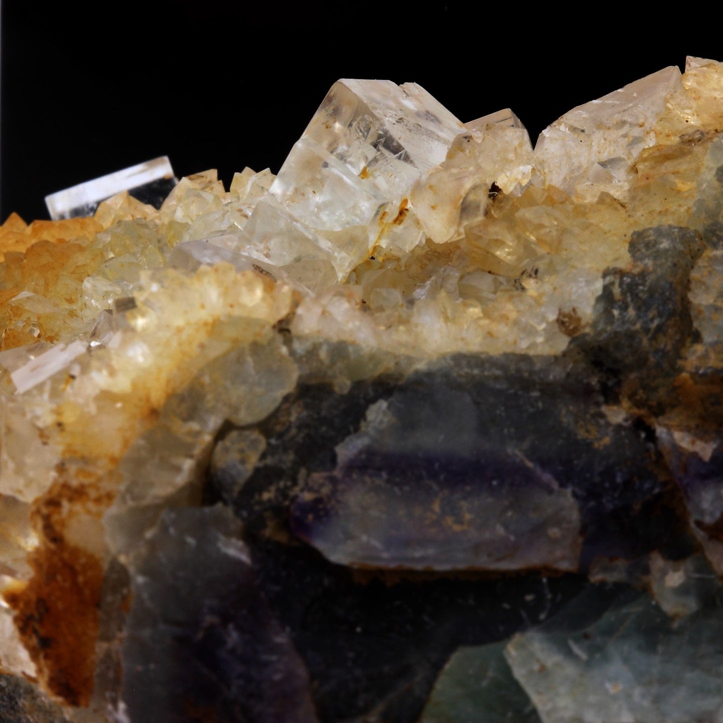 Fluorite + Quartz. 983.1 carats. Langeac, Haute-Loire, France