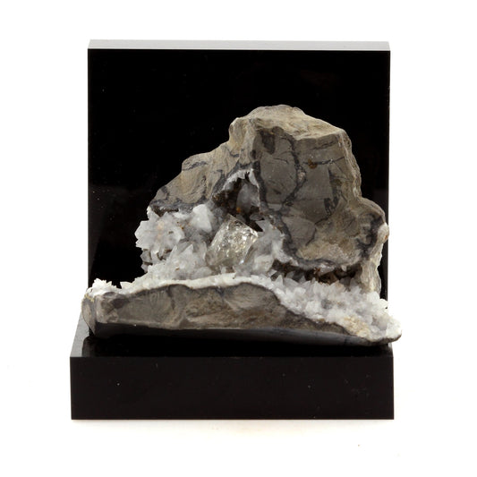 Quartz + Calcite. 314.1 carats. Rottier, Drôme, France