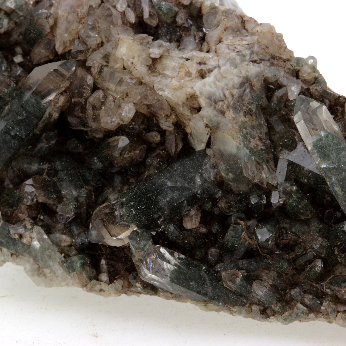 Quartz, Chlorite. 226.4 carats, Freney d'Oisans, Bourg d'Oisans, Isère, France