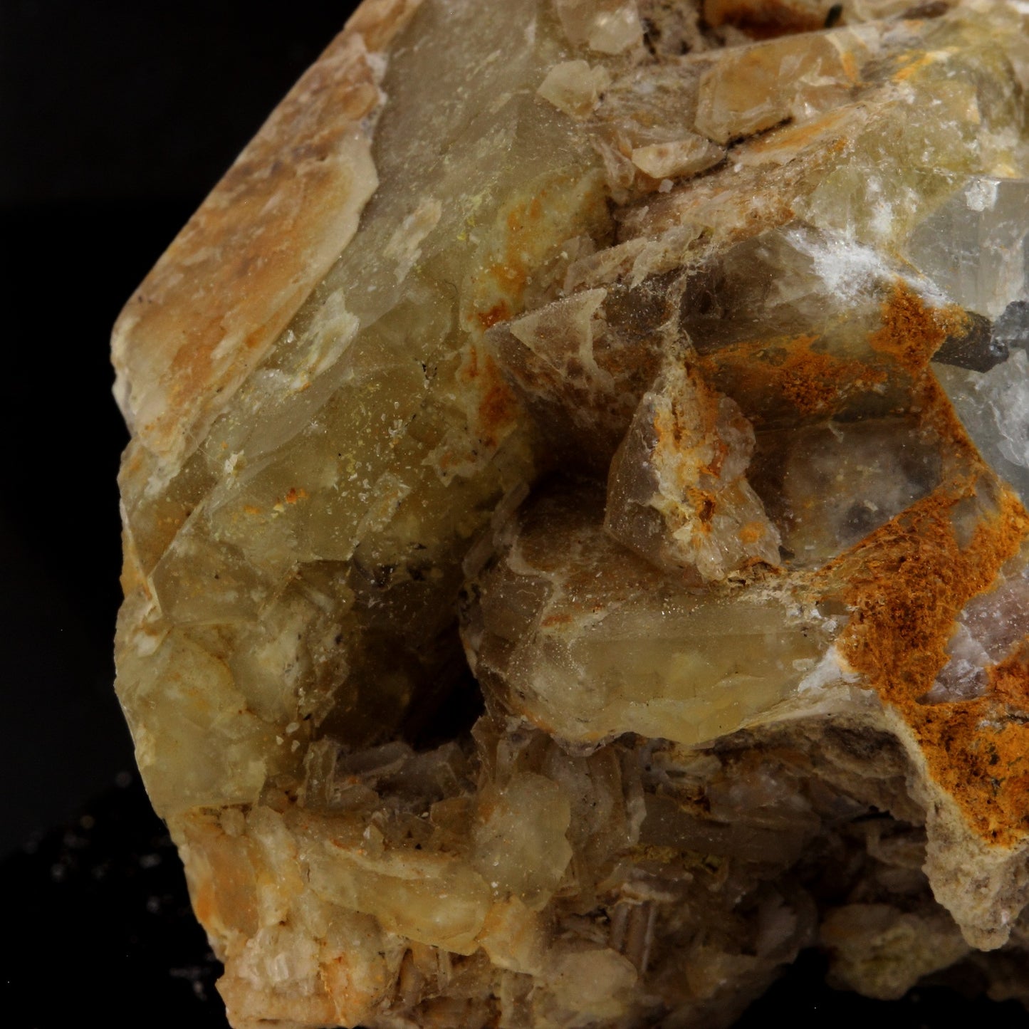 Baryte. 677.5 carats. Saint-Georges-les-Bains, Ardèche, France