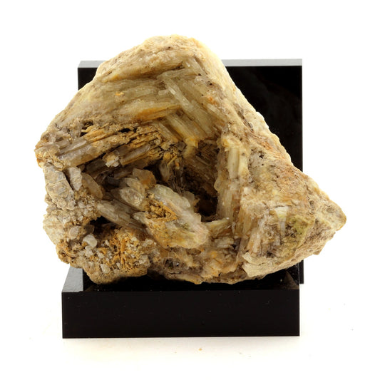 Baryte. 1080.1 carats. Saint-Georges-les-Bains, Ardèche, France