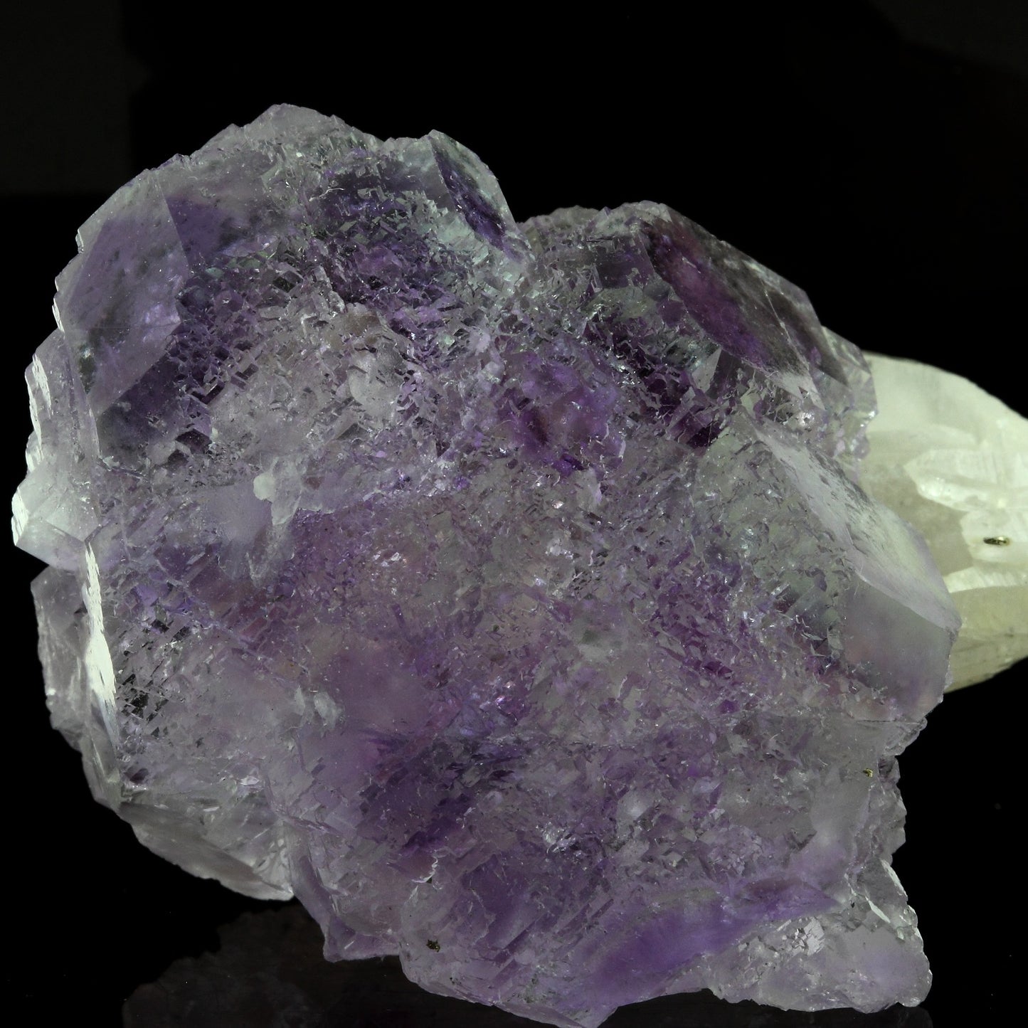 Fluorite + Quartz. 721.2 carats. Shangbao Mine, Hunan, Chine