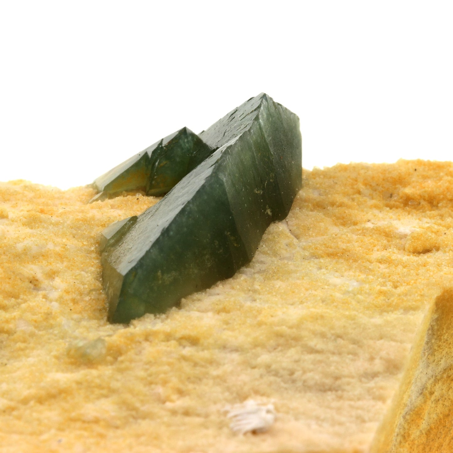 Apatite. 777.3 carats. Sapo mine, Minas Gerais, Brésil