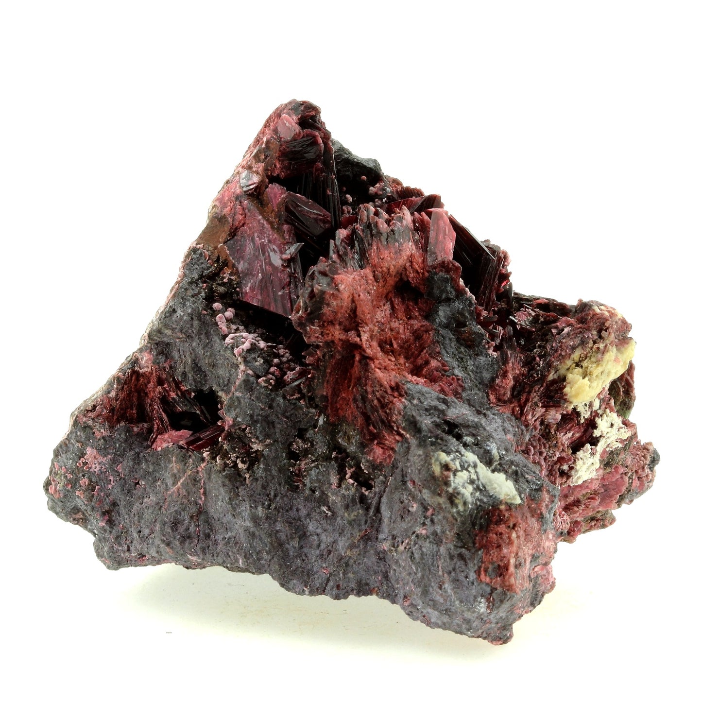 Erythrite. 1250.0 carats. Bou Azzer District, Tazenakht, Maroc