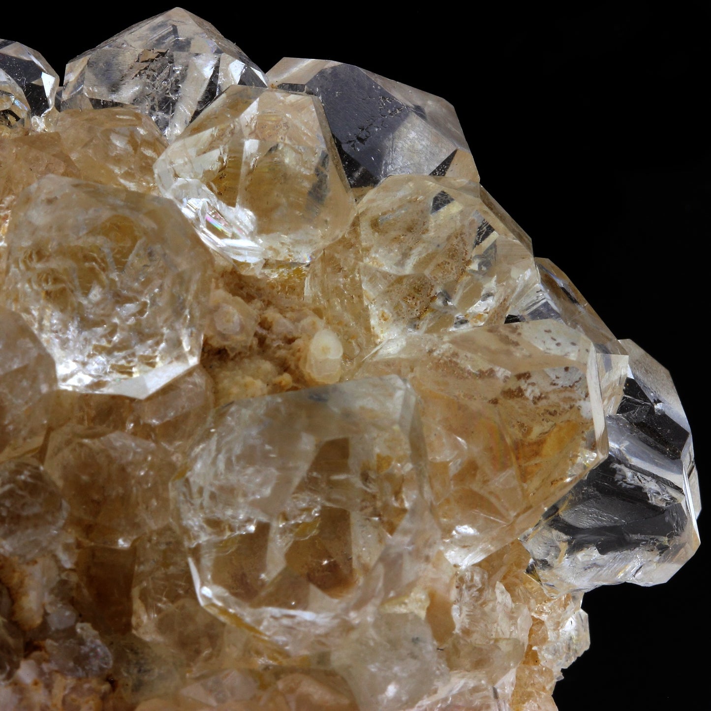 Fluorite + Quartz. 1490.0 carats. Huanggangliang Mine, Mongolie, Chine