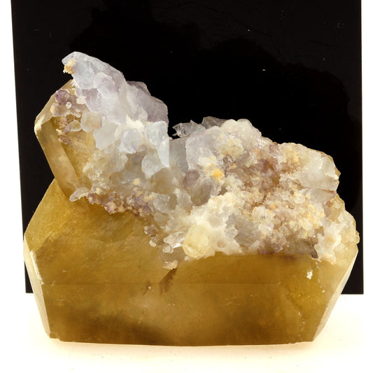 Calcite. 1210.0 carats. Minas Gerais, Brésil