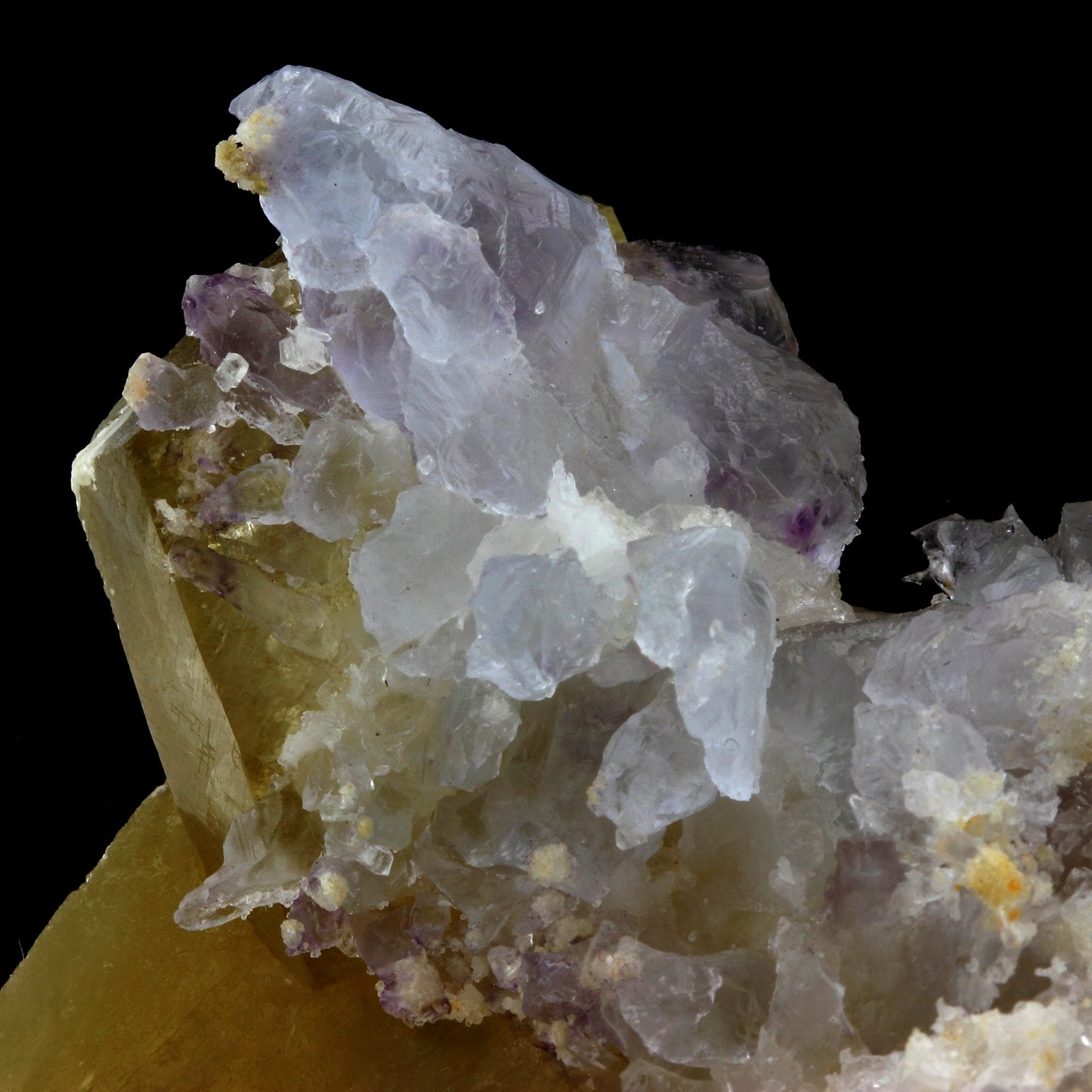 Calcite. 1210.0 carats. Minas Gerais, Brésil