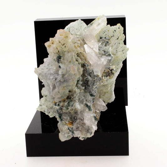 Calcite Macle + Fleur d'Améthyste. 1649.0 carats. Minas Gerais, Brésil