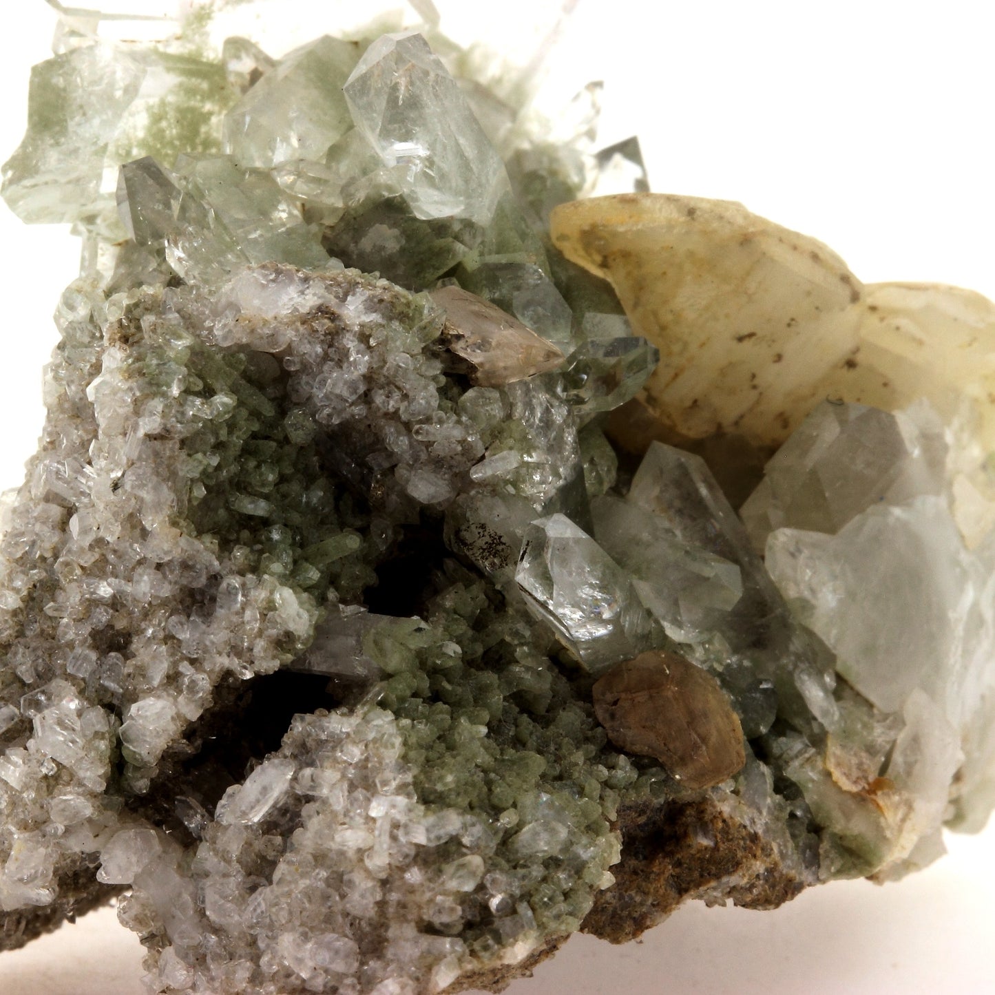 Quartz + Chlorite. 364.6 carats, Saint-André d'Embrun, France