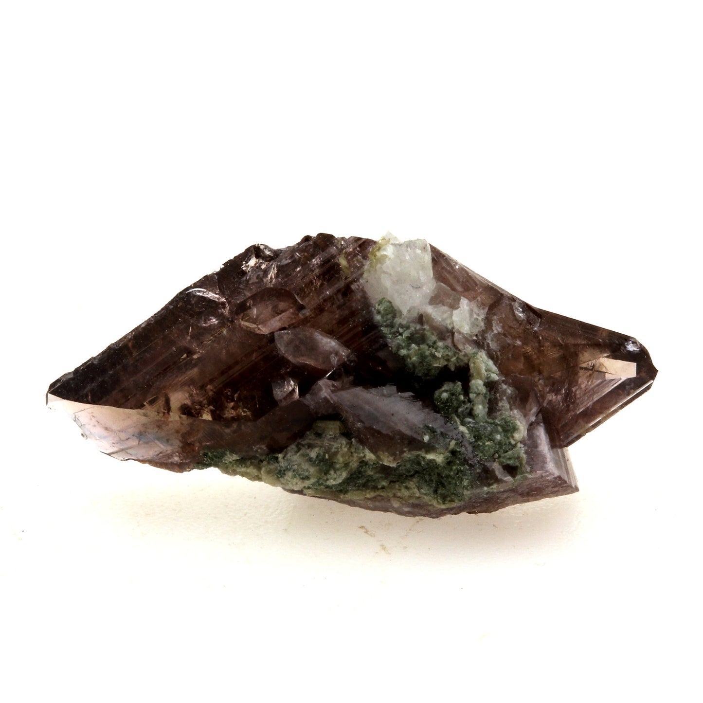 Axinite. 9.00 carats. Cornillon, Bourg d'Oisans, France