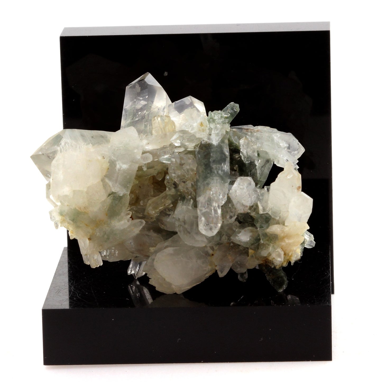 Quartz, Chlorite, 170.5 carats, Massif des Grandes Rousses, France