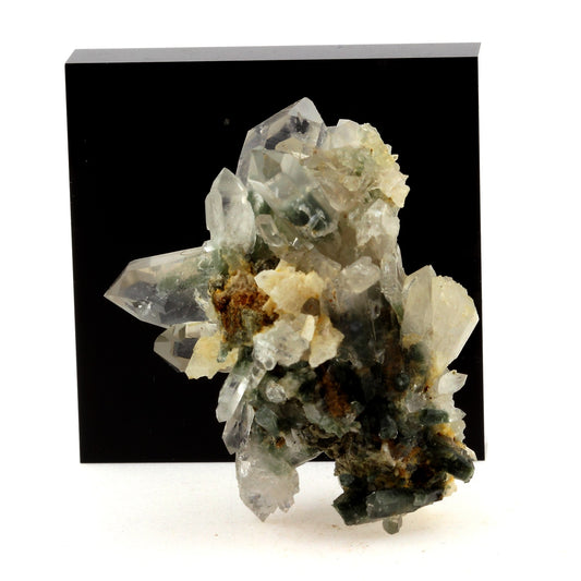 Quartz, Chlorite, 170.5 carats, Massif des Grandes Rousses, France
