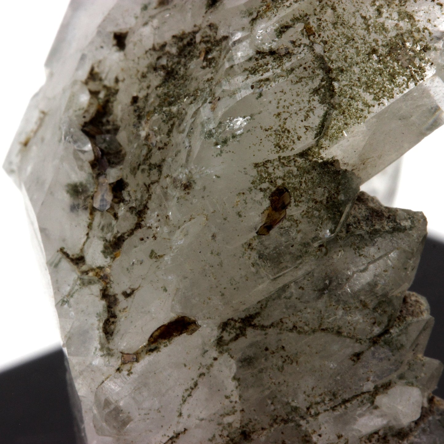 Quartz + Brookite. 116.2 carats. Les Chapieux, Tarentaise, France