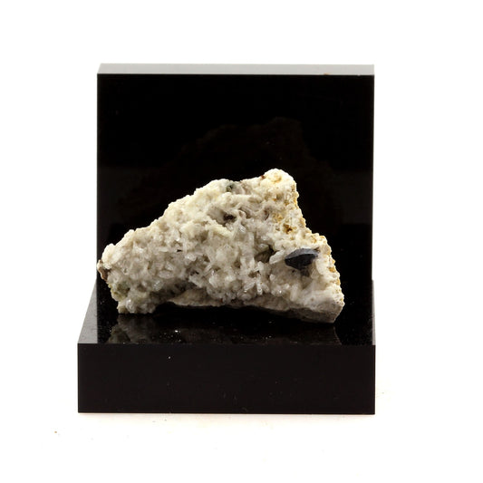 Anatase. 31.2 carats. St Christophe-en-Oisans, Bourg d'Oisans, France