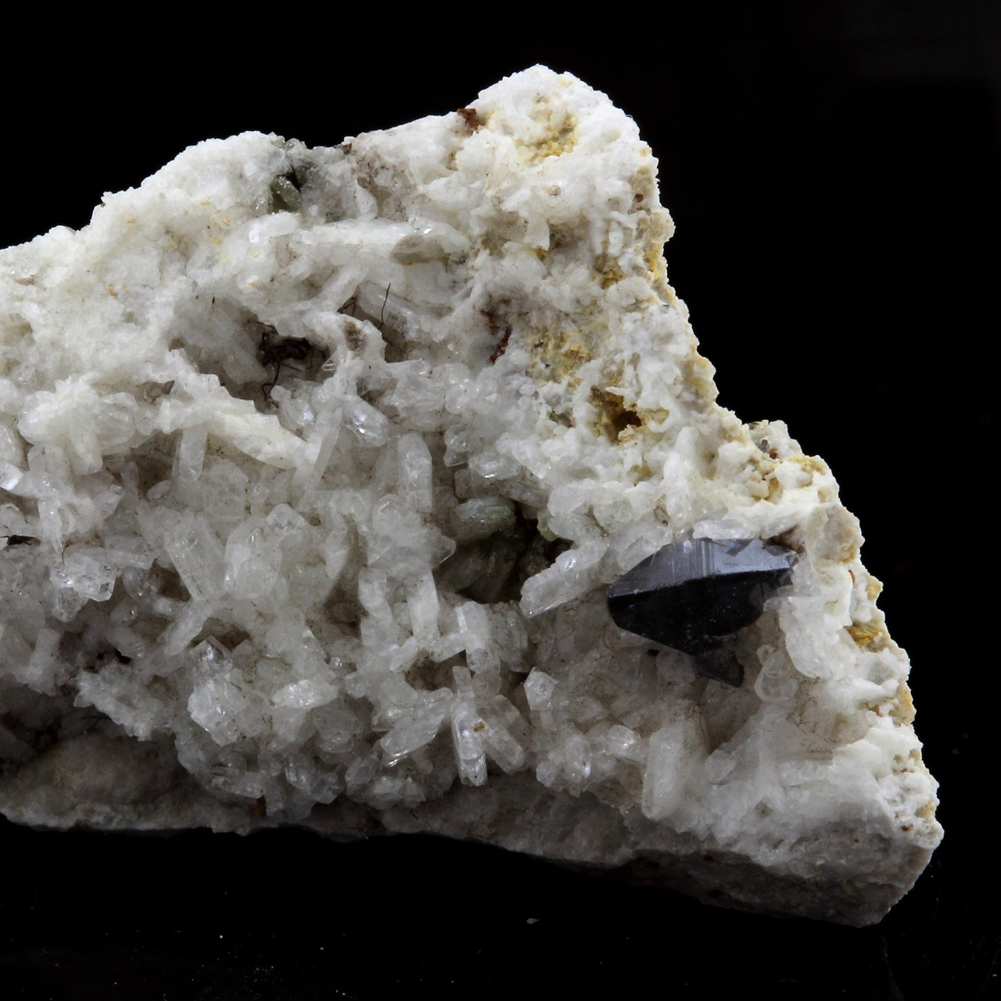 Anatase. 31.2 carats. St Christophe-en-Oisans, Bourg d'Oisans, France