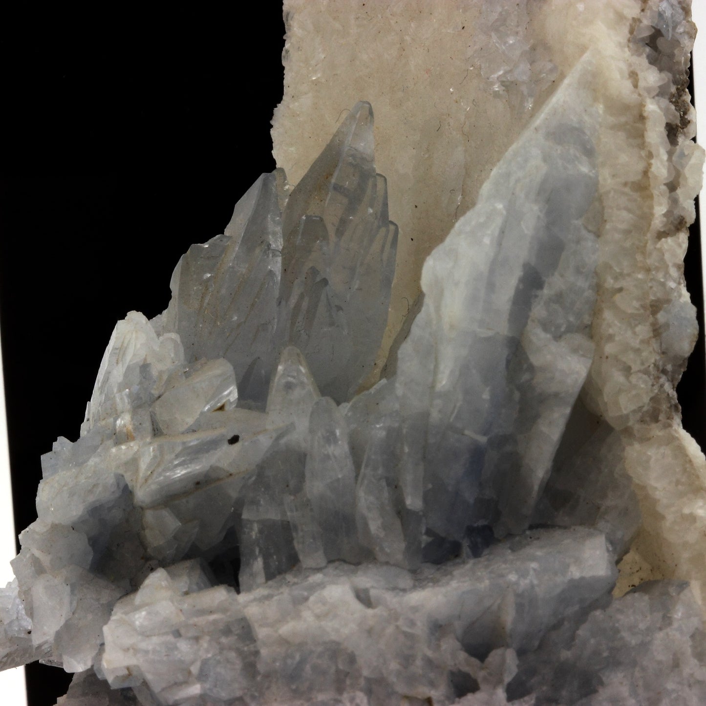 Celestine. 1420.0 carats. Bouvesse (Montalieu), Isère, France