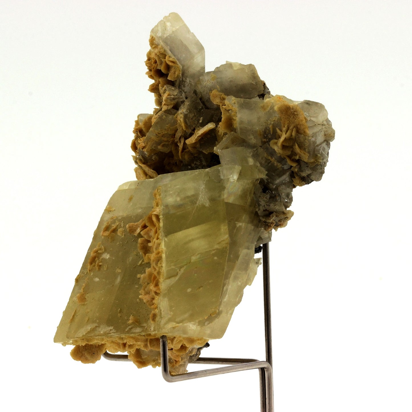 Dolomite + Siderite. 861.6 carats. La Mure, Isère, France