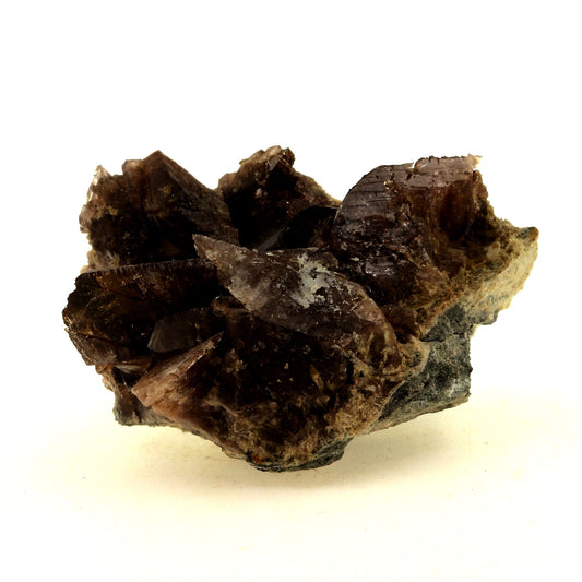 Axinite. 238.1 carats. Bourg d'Oisans, Isère, France