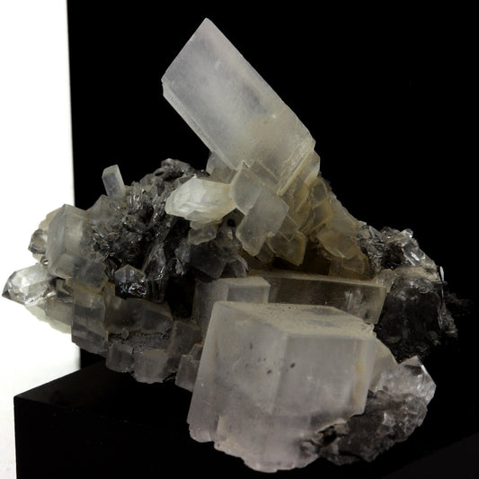 Calcite. 164.7 carats. Saint-Sorlin-d'Arves, la Maurienne, Savoie, France