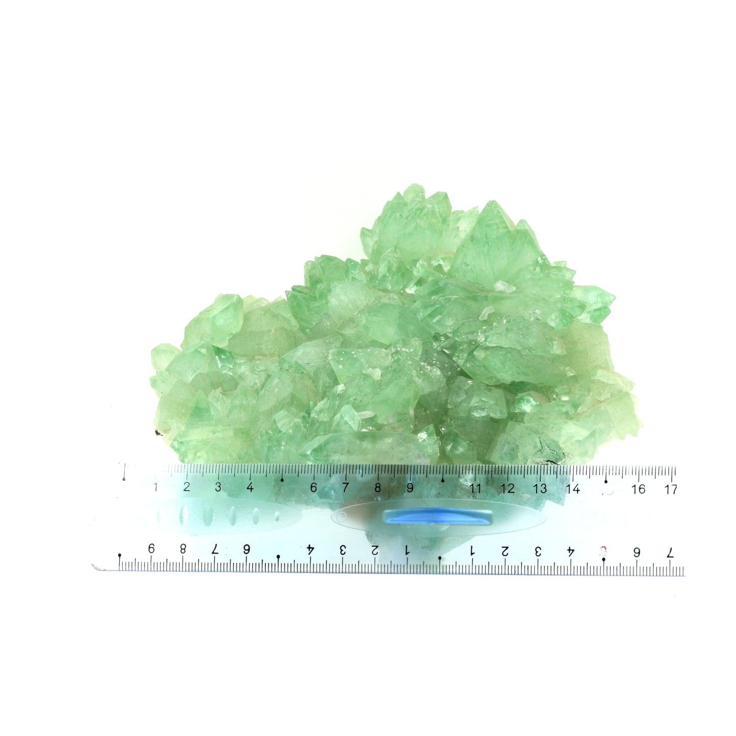 Apophyllite. 4055.0 carats. Wagholi, Pune, Maharashtra, Inde