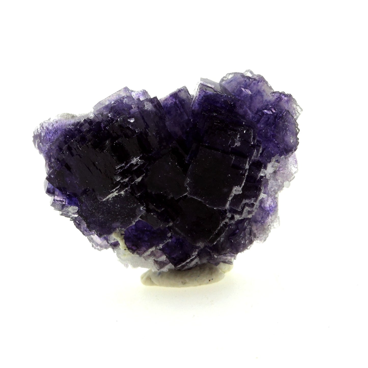 Fluorite violette. 50.2 carats. Fontsante Mine, Var, France