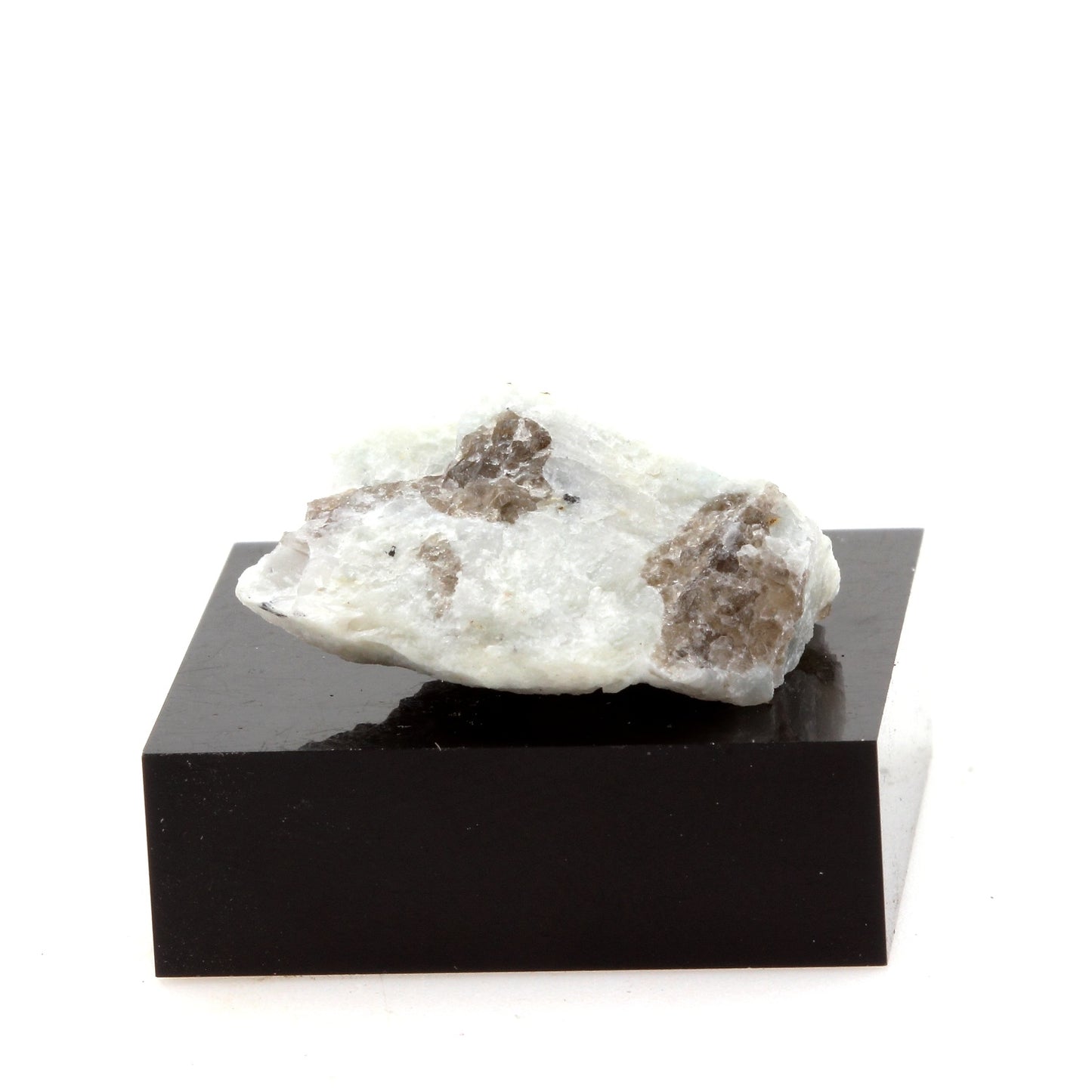 Graphic Granite, 24.6 carats, Maniwaki, Québec, Canada