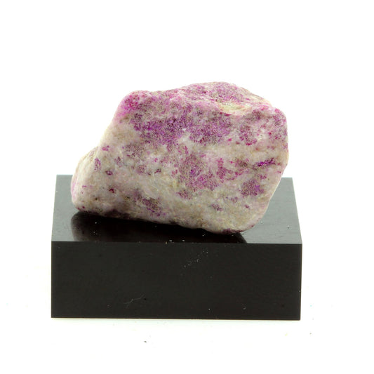 Pinite, 48.1 carats, Grenville, Québec, Canada